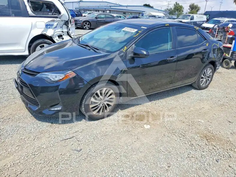 2017 Toyota COROLLA фото