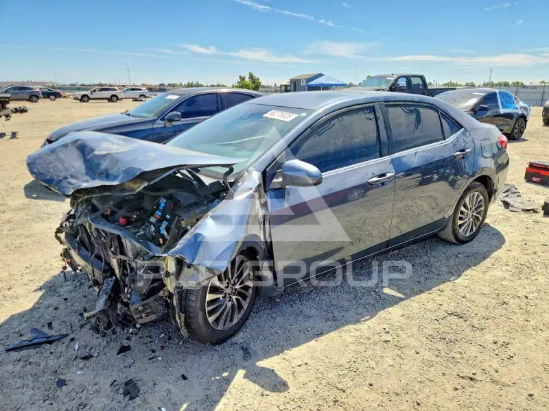 2017 Toyota COROLLA фото