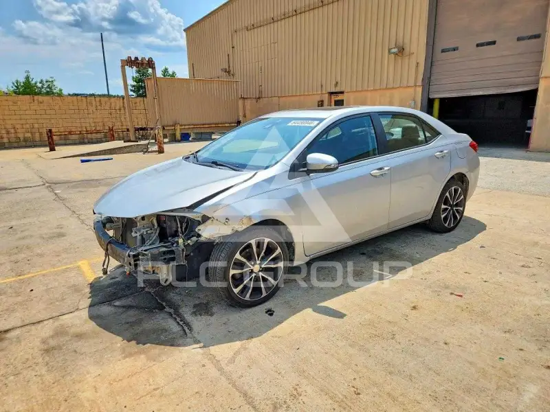 2017 Toyota COROLLA фото