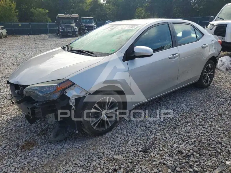 2017 Toyota COROLLA фото