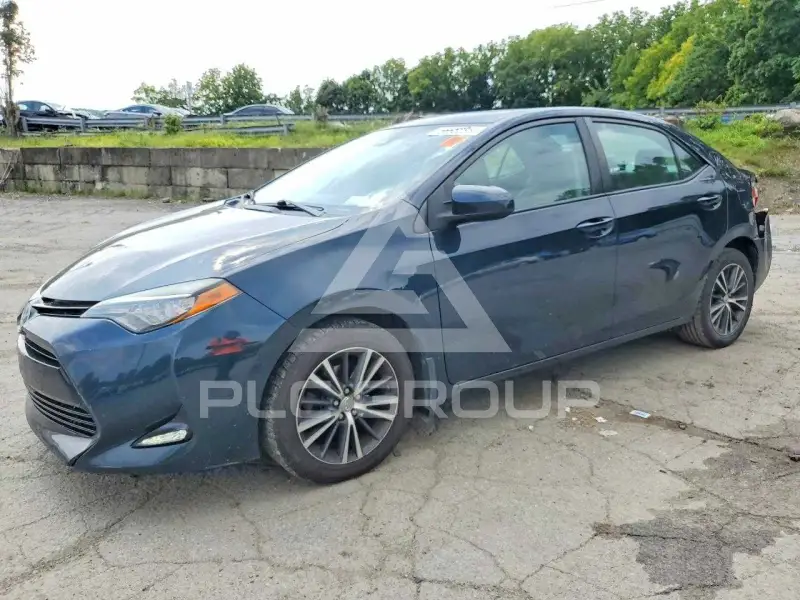 2017 Toyota COROLLA фото