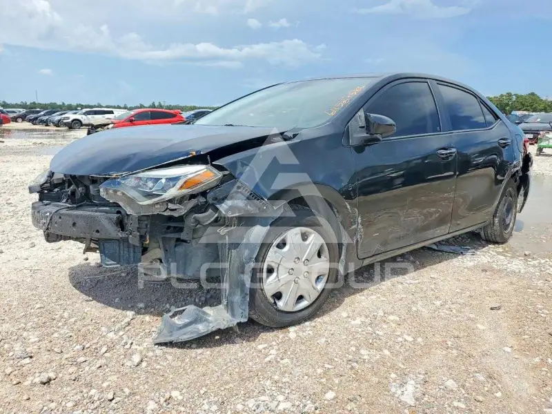 2017 Toyota COROLLA фото