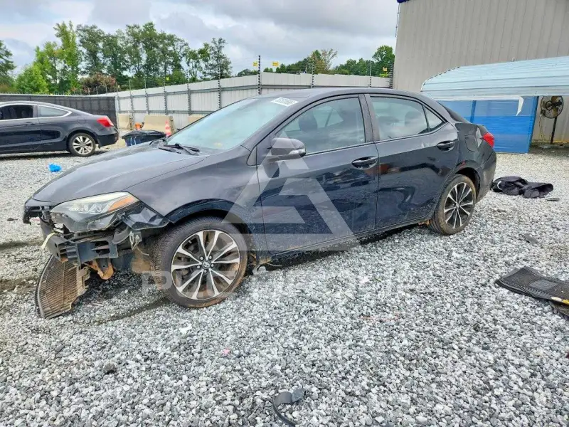 2017 Toyota COROLLA фото