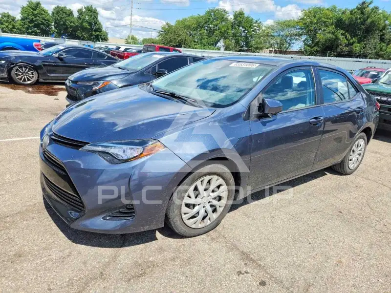 2017 Toyota COROLLA фото