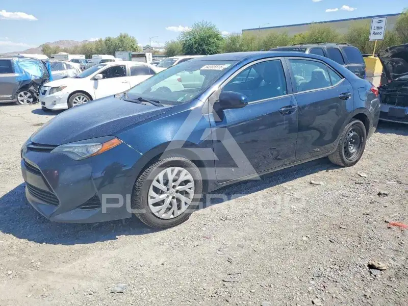 2017 Toyota COROLLA фото