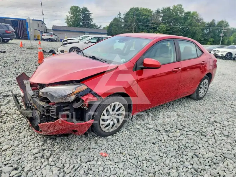 2017 Toyota COROLLA фото