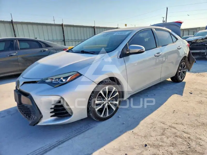 2017 Toyota COROLLA фото