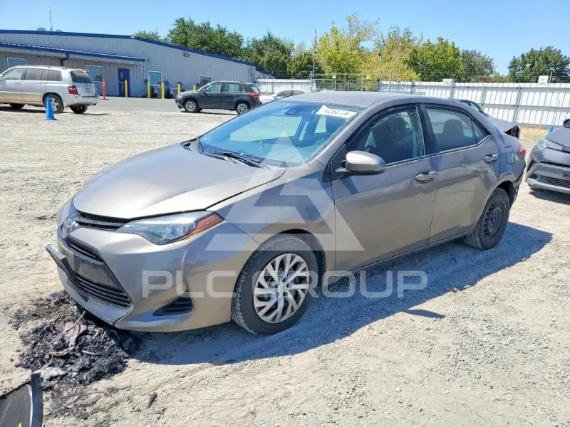 2017 Toyota COROLLA фото