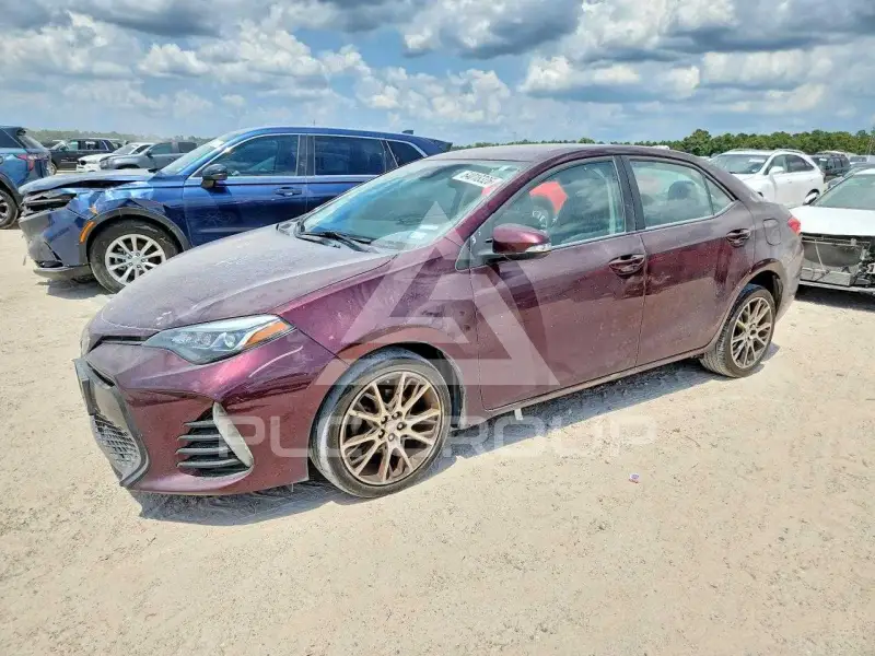 2017 Toyota COROLLA фото