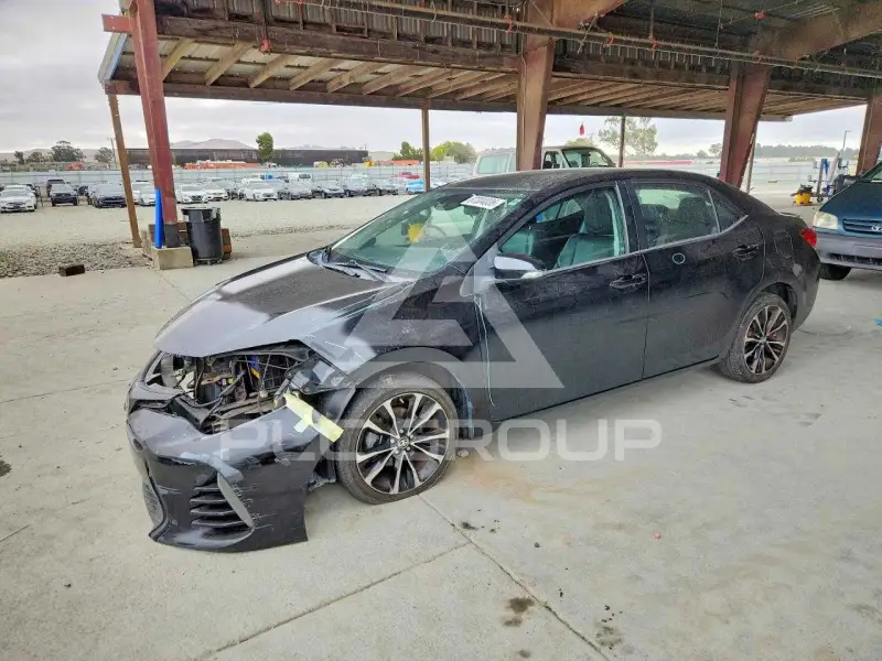 2017 Toyota COROLLA фото