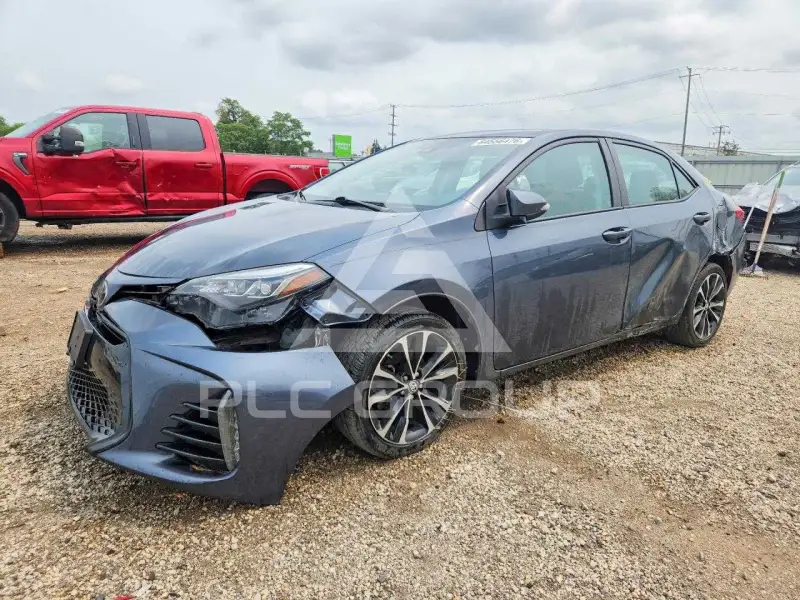 2017 Toyota COROLLA фото