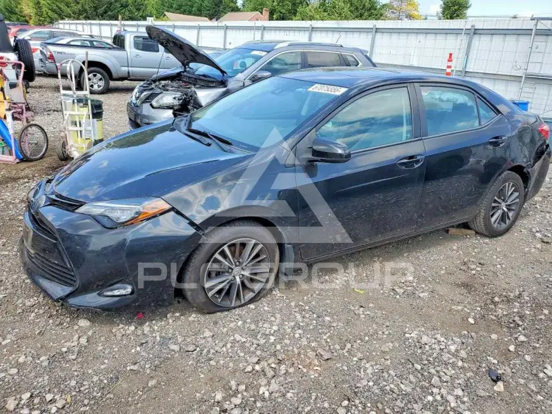 2017 Toyota COROLLA фото