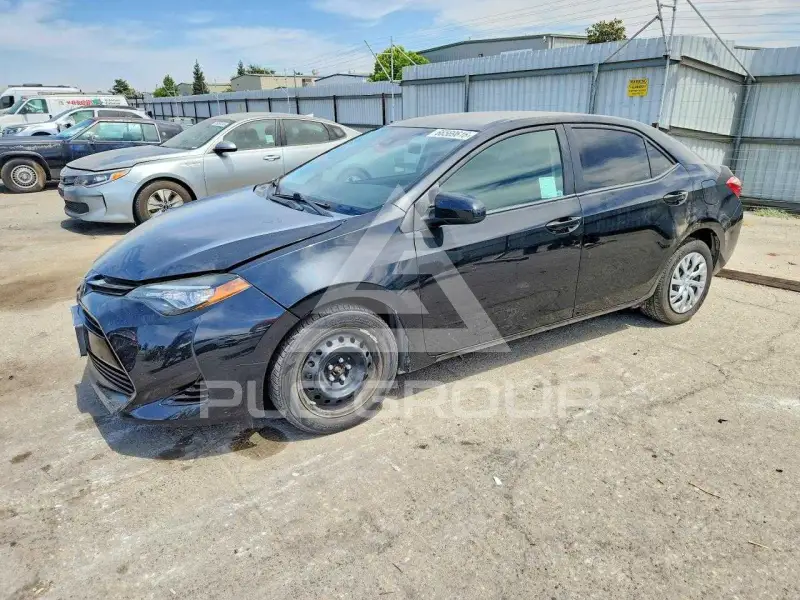 2017 Toyota COROLLA фото
