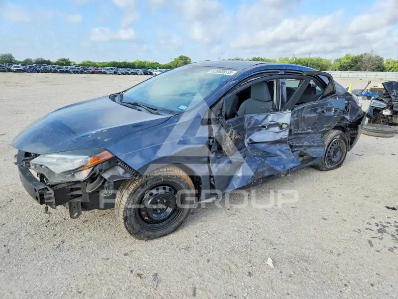 2017 Toyota COROLLA фото