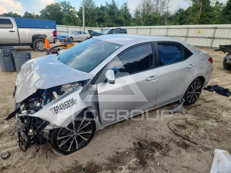2017 Toyota COROLLA фото