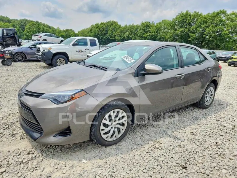 2017 Toyota COROLLA фото