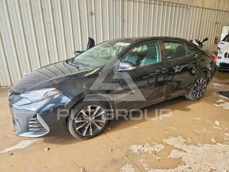 2017 Toyota COROLLA фото