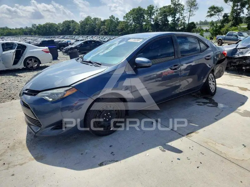 2017 Toyota COROLLA фото