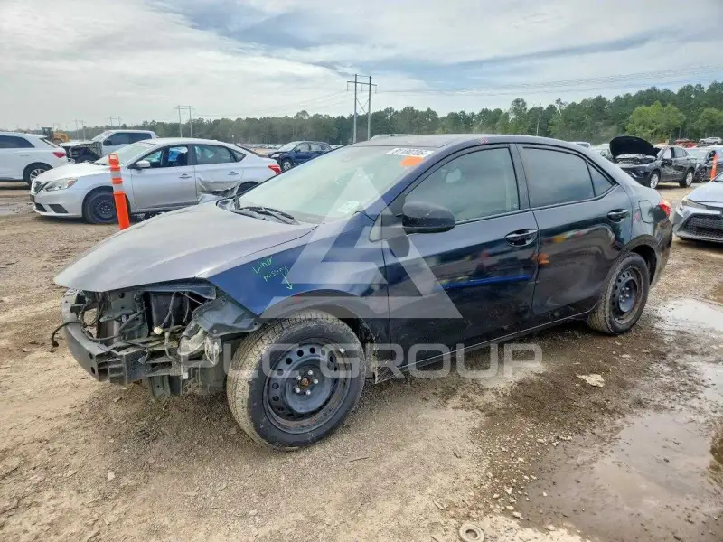2017 Toyota COROLLA фото