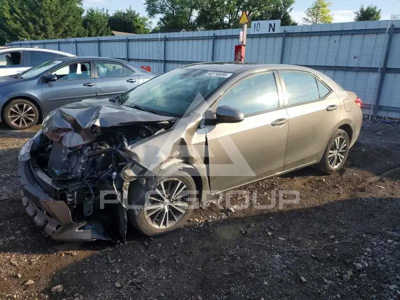 2017 Toyota COROLLA фото