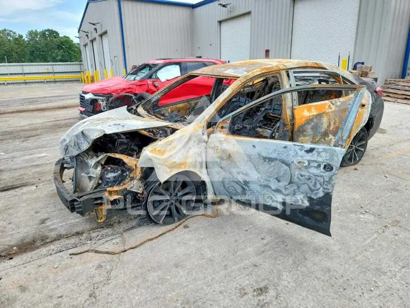 2017 Toyota COROLLA фото