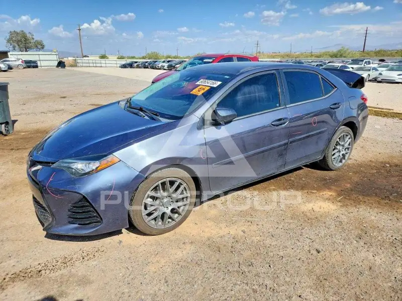 2017 Toyota COROLLA фото