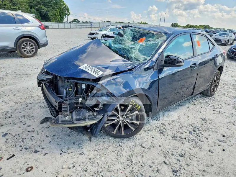 2017 Toyota COROLLA фото