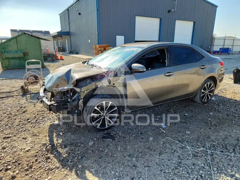 2017 Toyota COROLLA фото