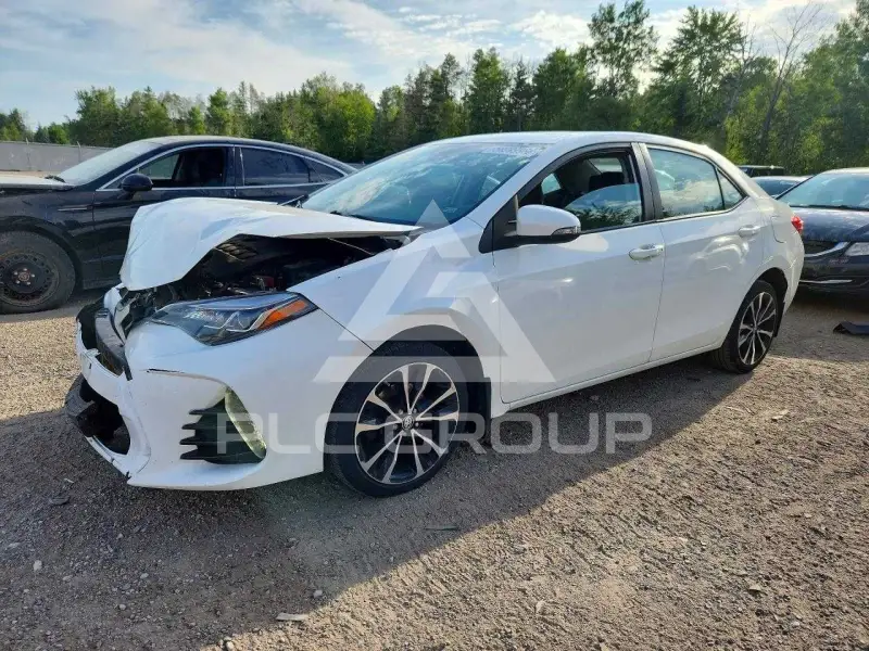 2017 Toyota COROLLA фото