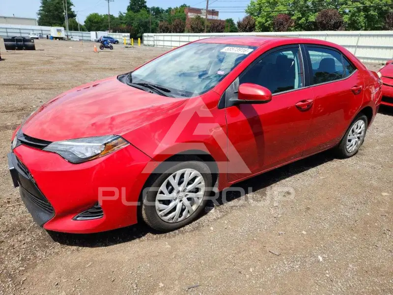 2017 Toyota COROLLA фото