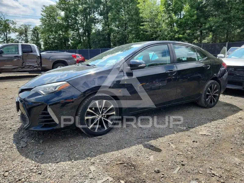 2017 Toyota COROLLA фото