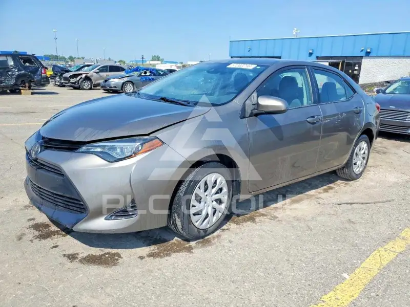 2017 Toyota COROLLA фото