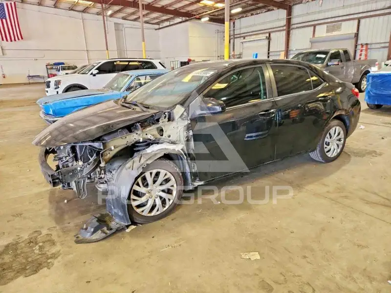 2017 Toyota COROLLA фото