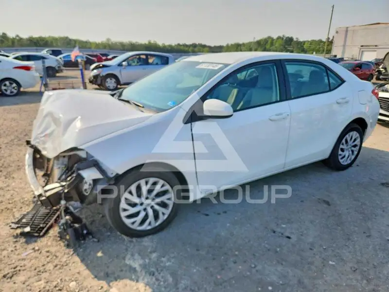 2017 Toyota COROLLA photo