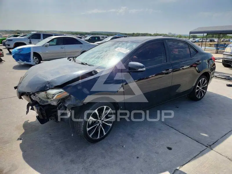 2017 Toyota COROLLA фото