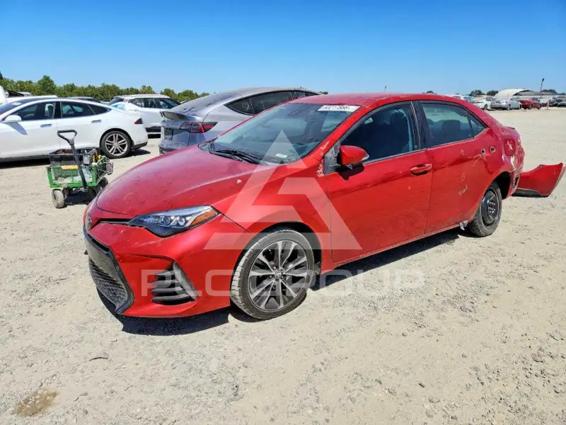 2017 Toyota COROLLA фото