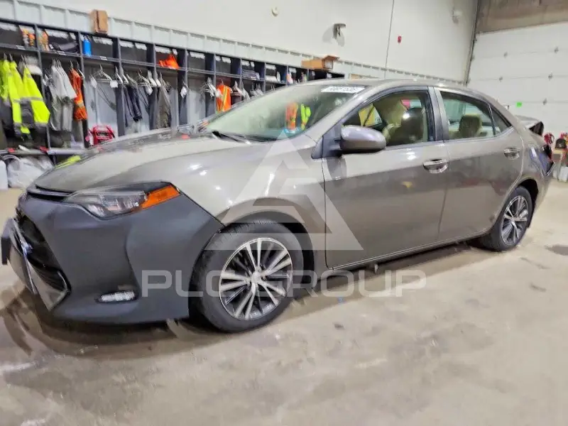 2017 Toyota COROLLA фото