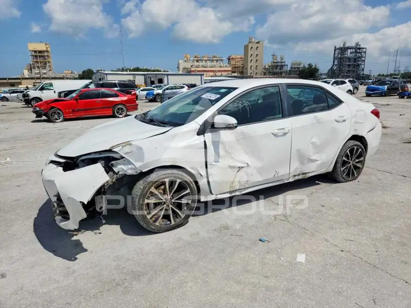 2017 Toyota COROLLA фото