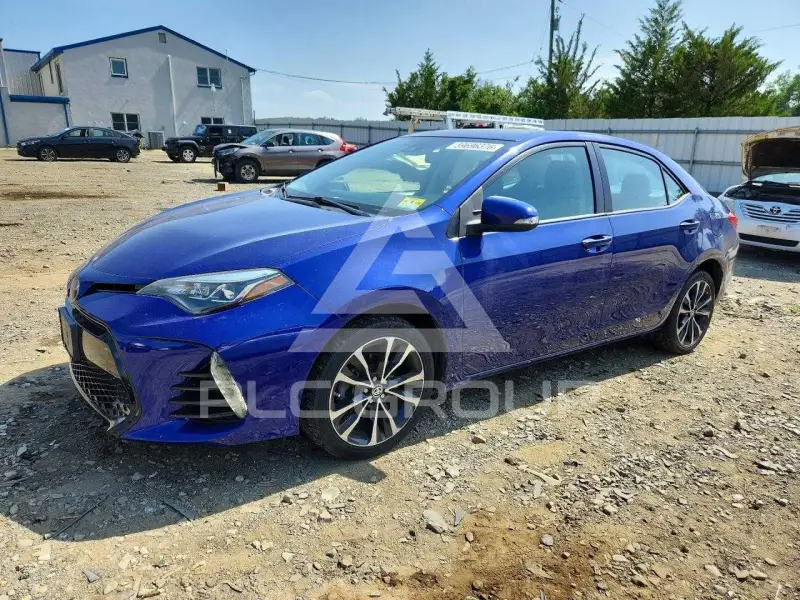 2017 Toyota COROLLA фото