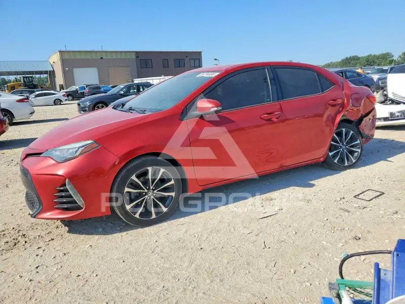 2017 Toyota COROLLA фото