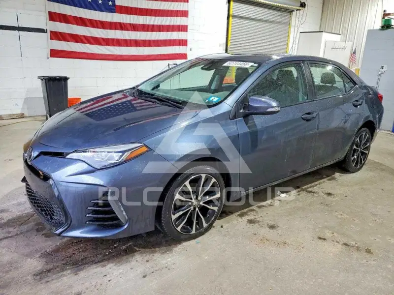 2017 Toyota COROLLA фото