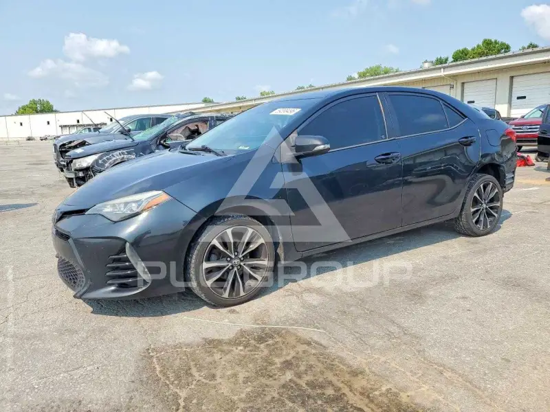 2017 Toyota COROLLA фото