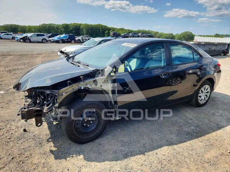 2017 Toyota COROLLA фото