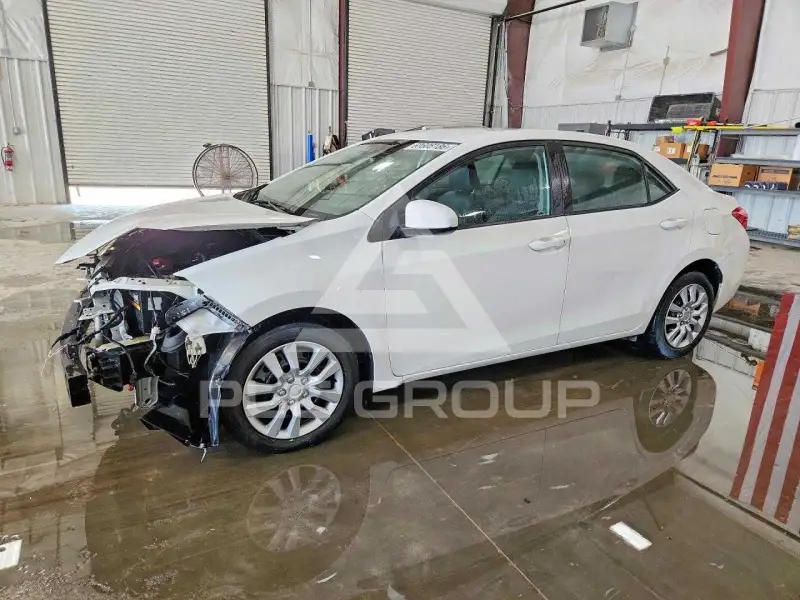 2017 Toyota COROLLA фото