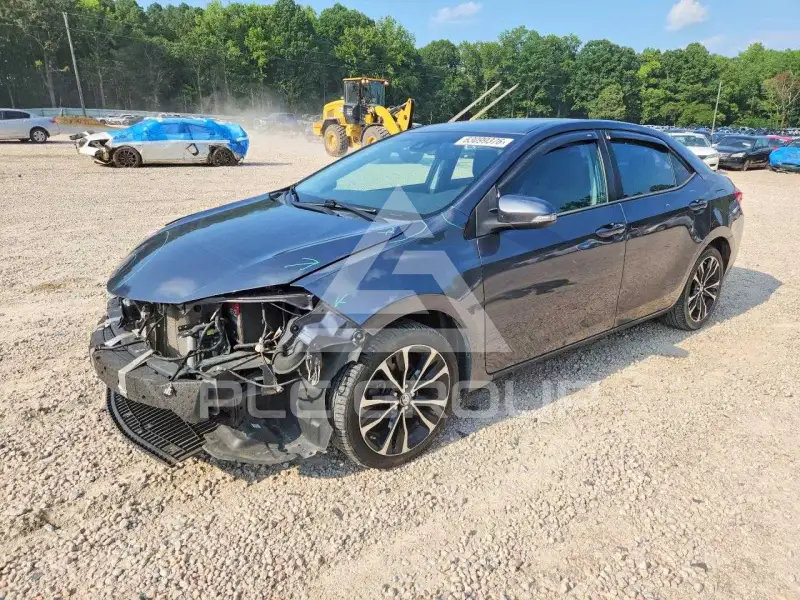 2017 Toyota COROLLA фото
