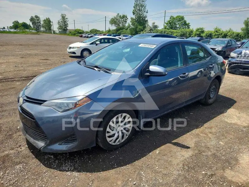 2017 Toyota COROLLA фото