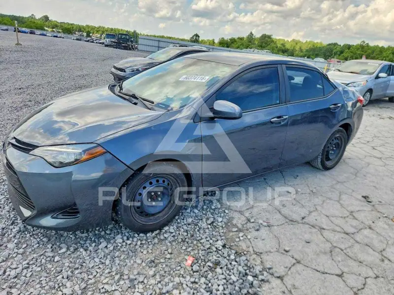 2017 Toyota COROLLA фото