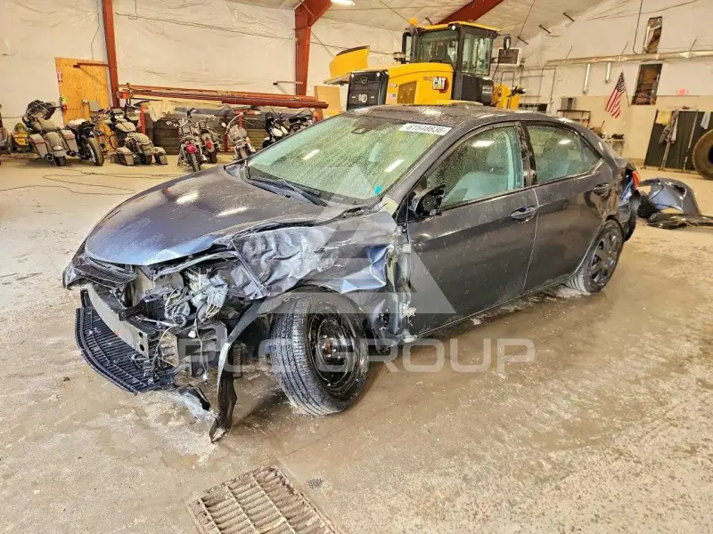 2017 Toyota COROLLA фото