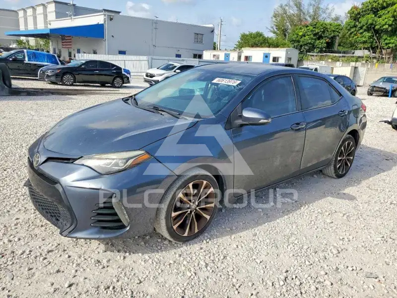 2017 Toyota COROLLA фото