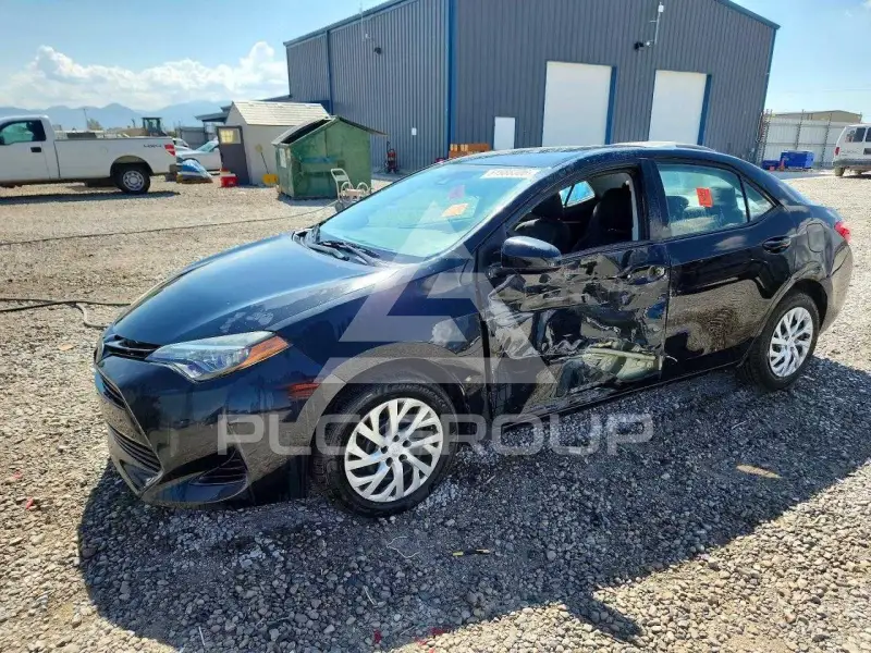 2017 Toyota COROLLA photo